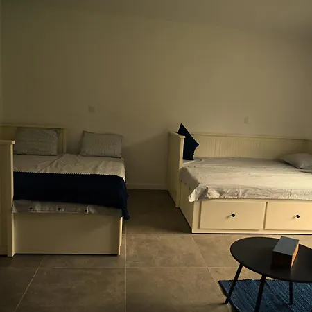 Casa Carvalhas * Guilhadezes